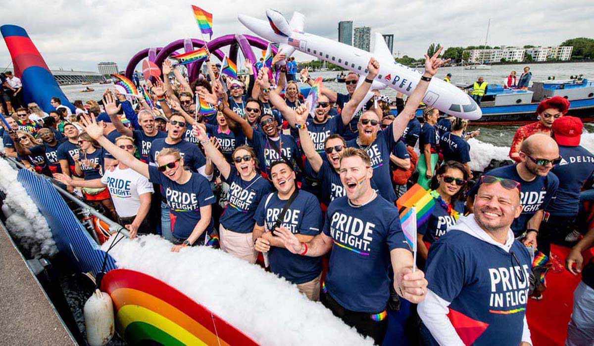 Delta Employees at AMS Pride Parade