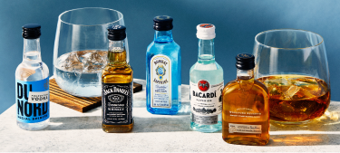 botellas pequeñas, bebidas alcohólicas